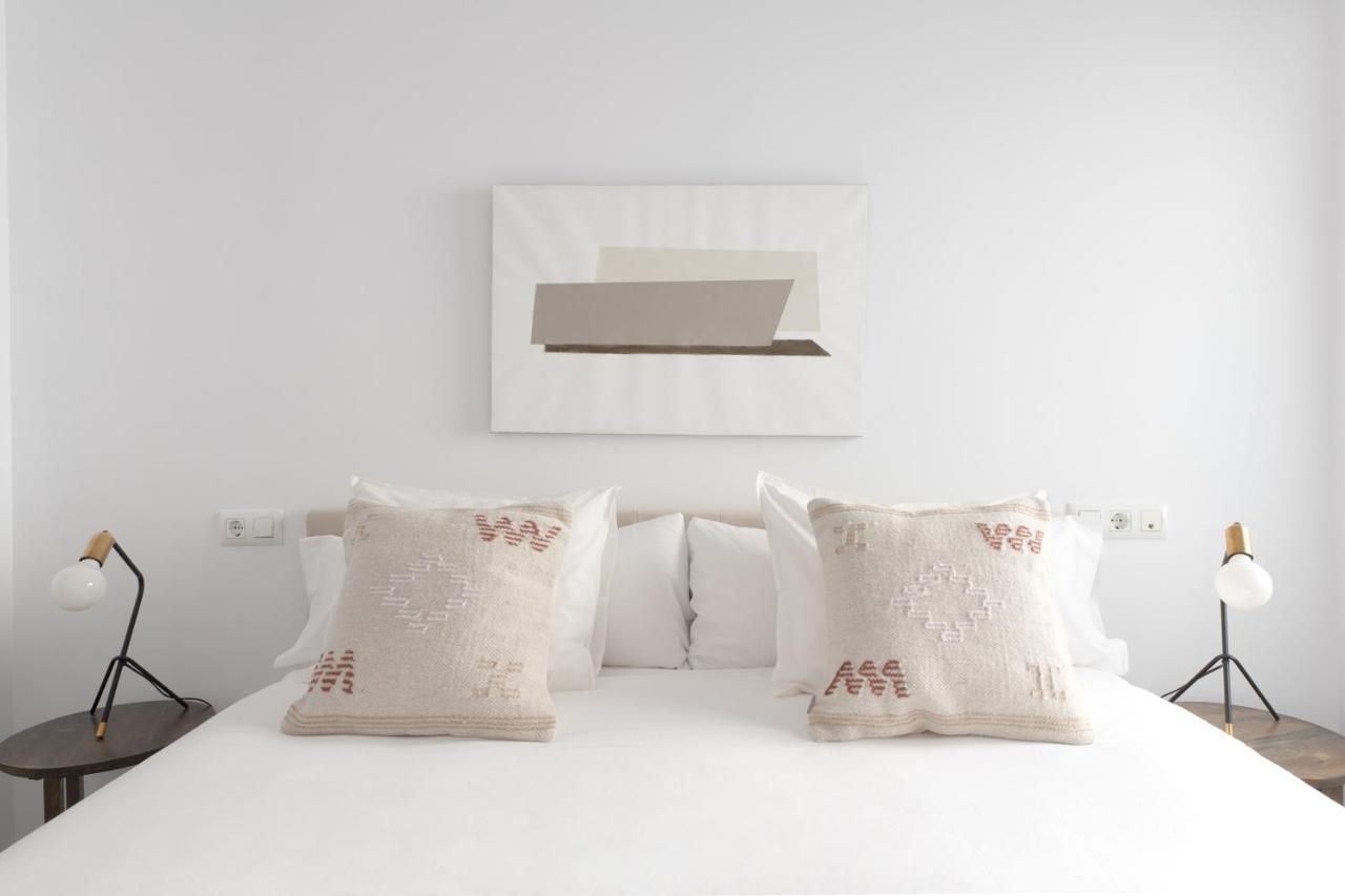 סביליה Suites Maestranza - Puerta Del Arenal By Magno Apartments מראה חיצוני תמונה
